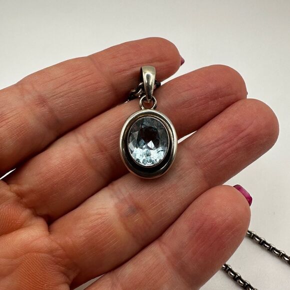Genuine Silpada oval cut blue topaz and sterling silver necklace! - Picture 10 of 15